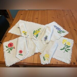 VINTAGE EMBROIDERED FLORAL PLACEMATS & NAPKIN SETS COTTON PERIWINKLE HIBISCUS